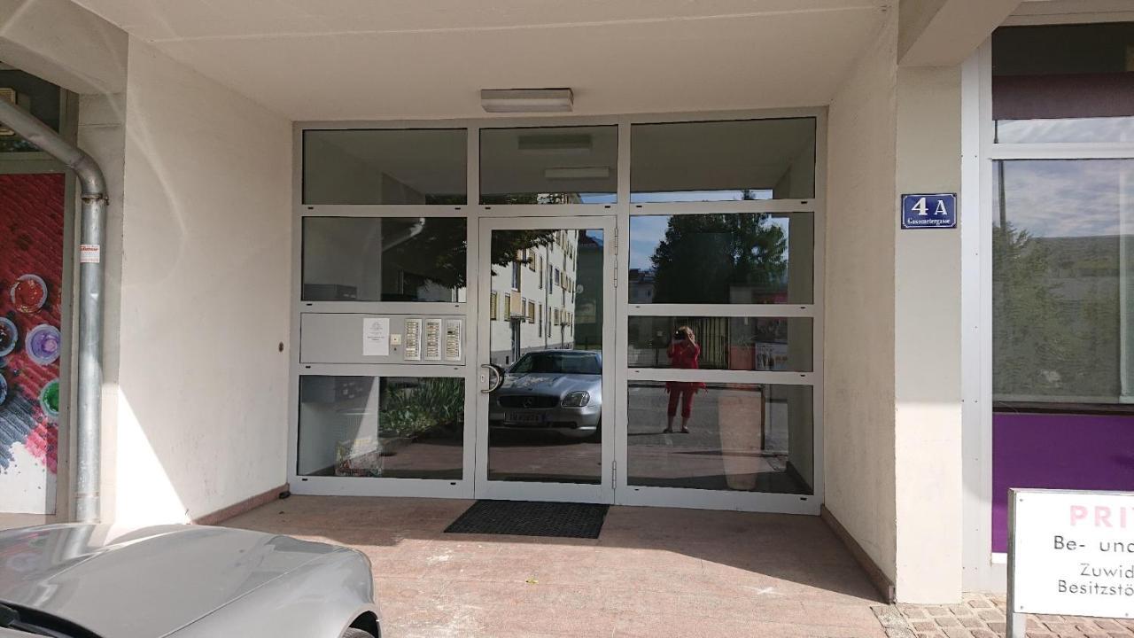 Wohnen Im Kolonialstil Inklusive Tiefgarage, Kontaktloser Check-In Klagenfurt am Woerthersee Luaran gambar